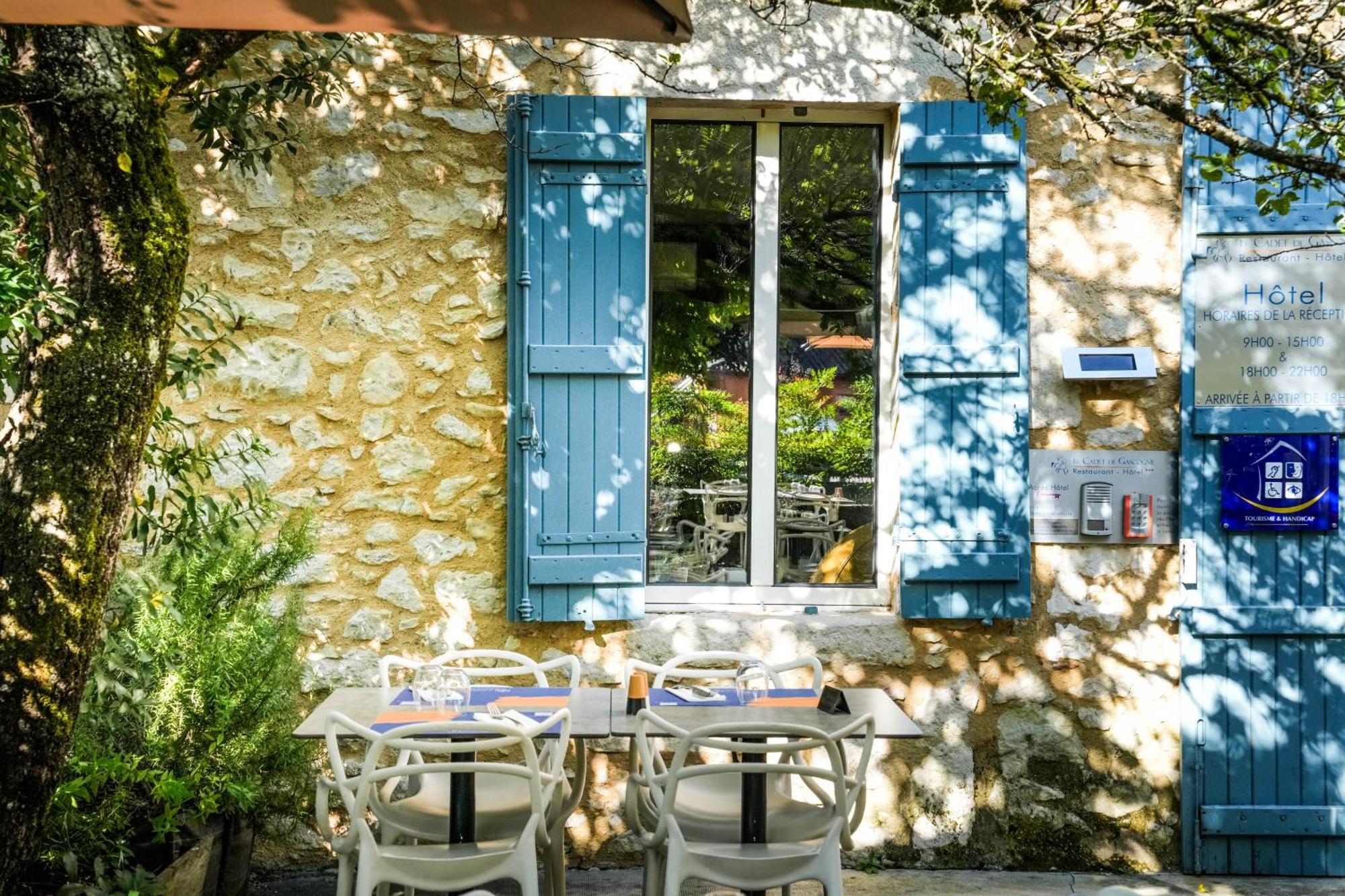 Logis Hotel & Restaurant Le Cadet De Gascogne Saint-Justin  Exterior foto